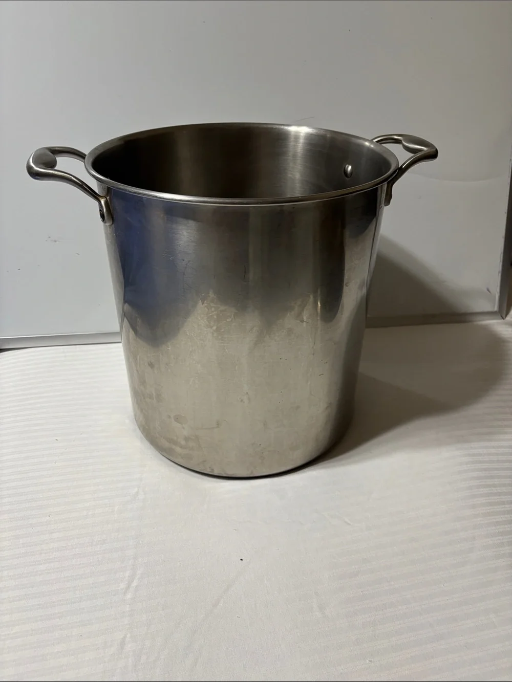 American kitchen Stainless Steel Cookware by Regal- commercial grade. 20quarts